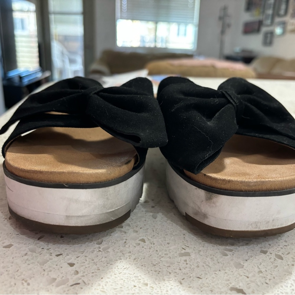 Ugg Sandals, Platform. - image 1